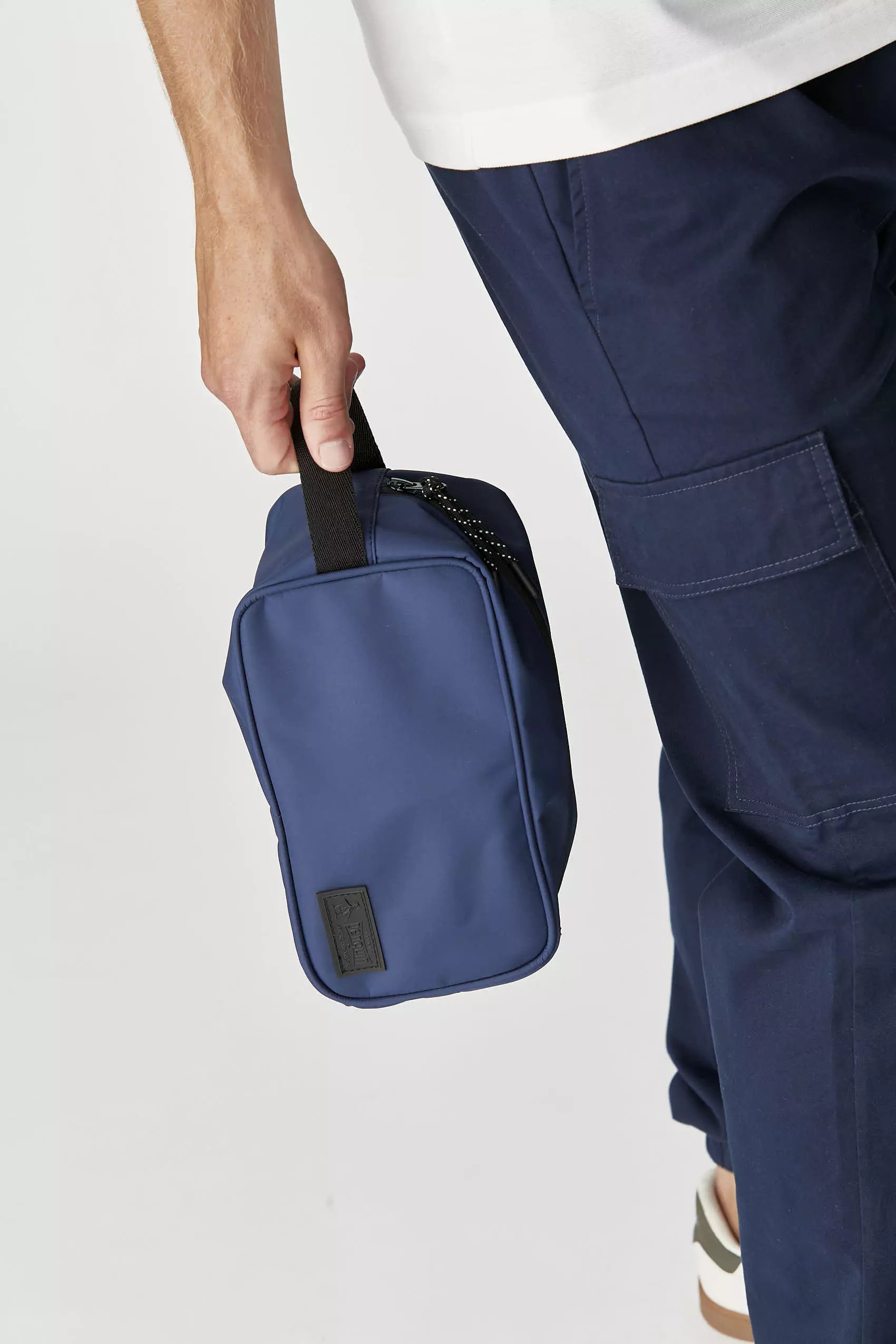 NECESSAIRE SOLID TRAVEL PENGUIN - Imagen 4