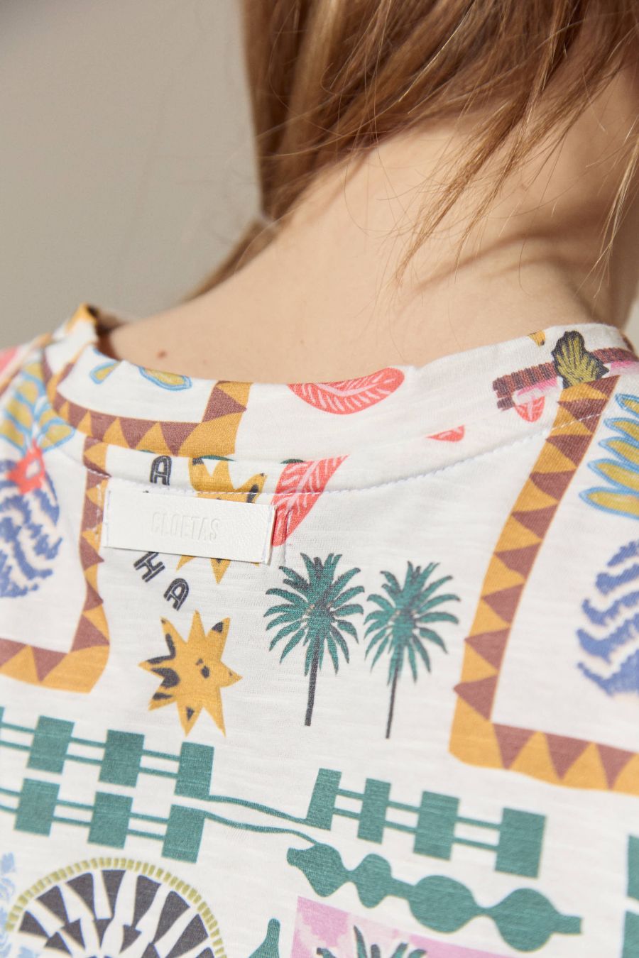 REMERA TROPICALIA CLOETAS - Imagen 4