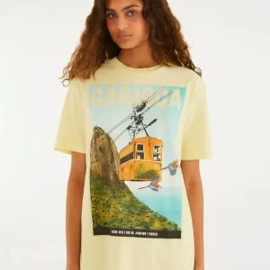 REMERA REGULAR CARIOCA BONDINHO FARM RIO