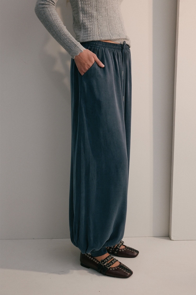 PANTALON TREVOR JUSTA PETRA - Imagen 2