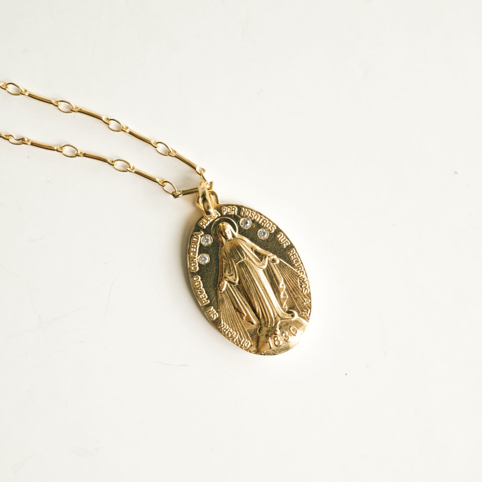 COLLAR VIRGEN MILAGROSA MULTICOLOR CLARA FORNO - Imagen 4