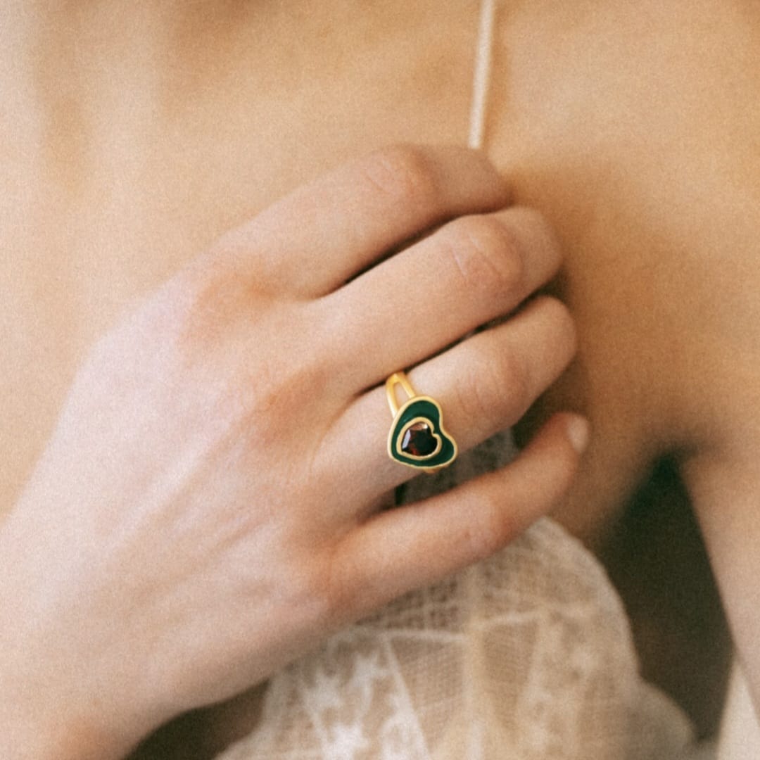 ANILLO VINDI HEART GARNET CLARA FORNO - Imagen 4